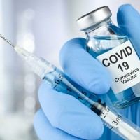 Собираетесь за границу? Помните, что перед поездкой рекомендовано сделать прививку от COVID-19